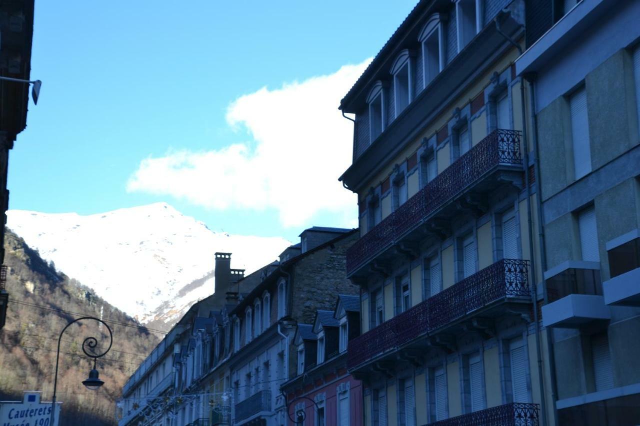 Petit Studio Dans Immeuble De Caractere Apartment Cauterets Exterior foto